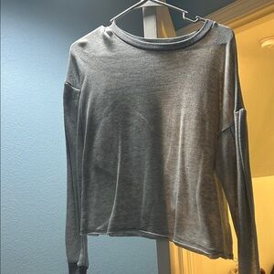 American Eagle Outfitters Heather Gray Long Sleeve Tee